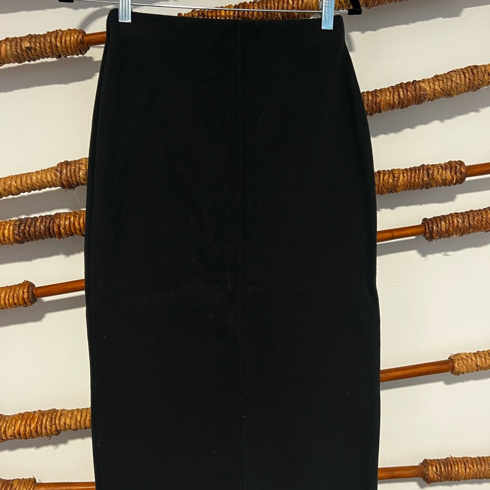 Zara Black Midi Pencil Skirt